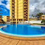 Torres Del Sol Sea View Appartement