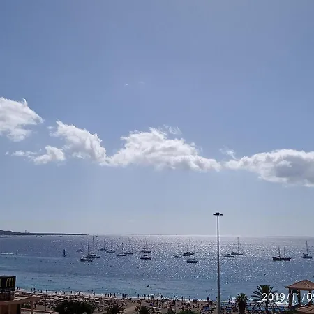Torres Del Sol Sea View Apartmán