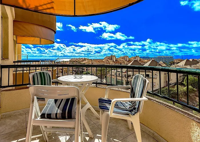 Torres Del Sol Sea View Appartement
