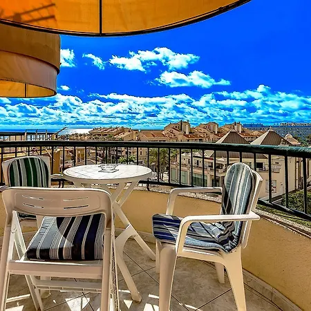 Torres Del Sol Sea View Appartement